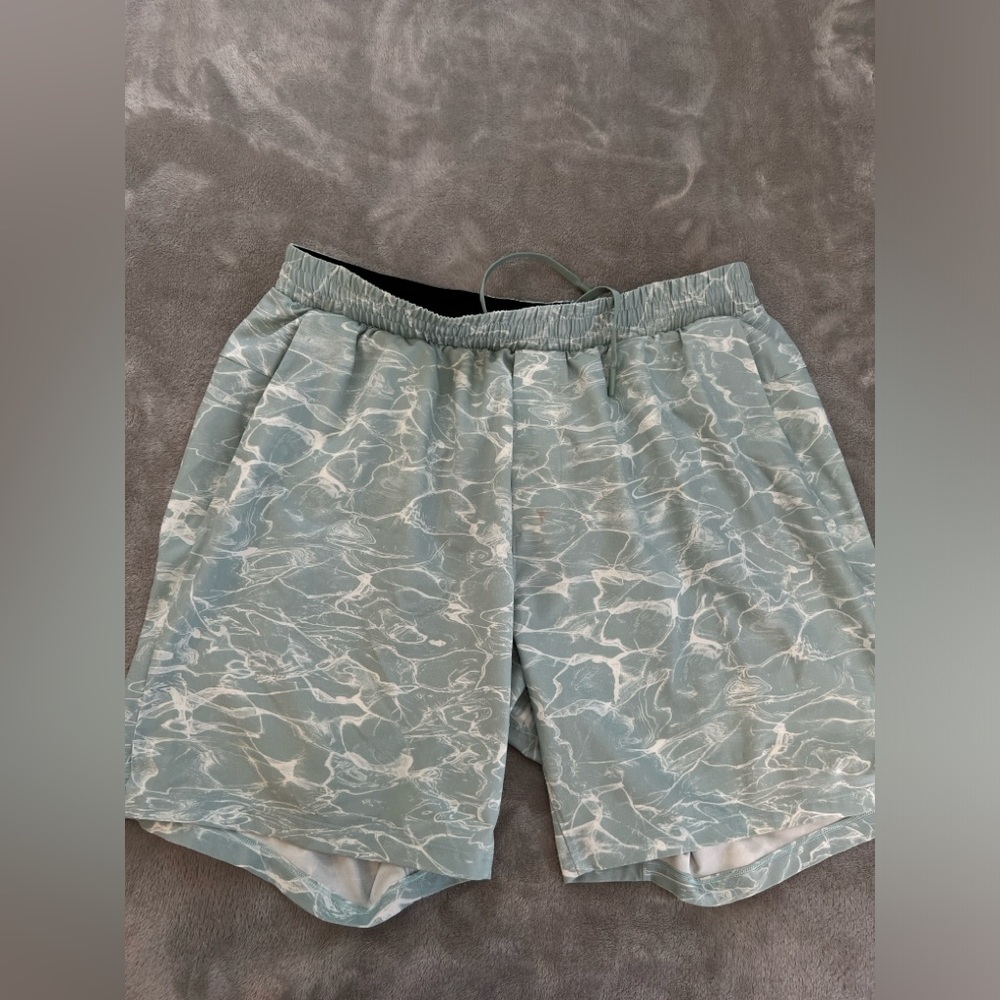 Lululemon Sea Foam Athletic Shorts 7”